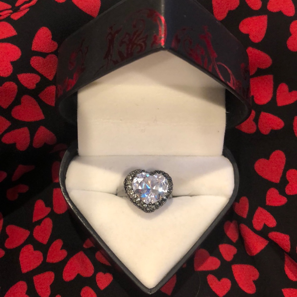 Heart shaped ring